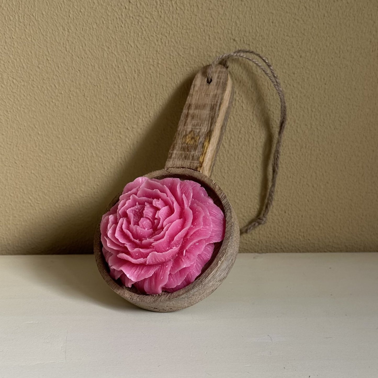 Houten Schaaltje met Geurend Amberroosje - Diverse kleuren / geuren - Cadeautje