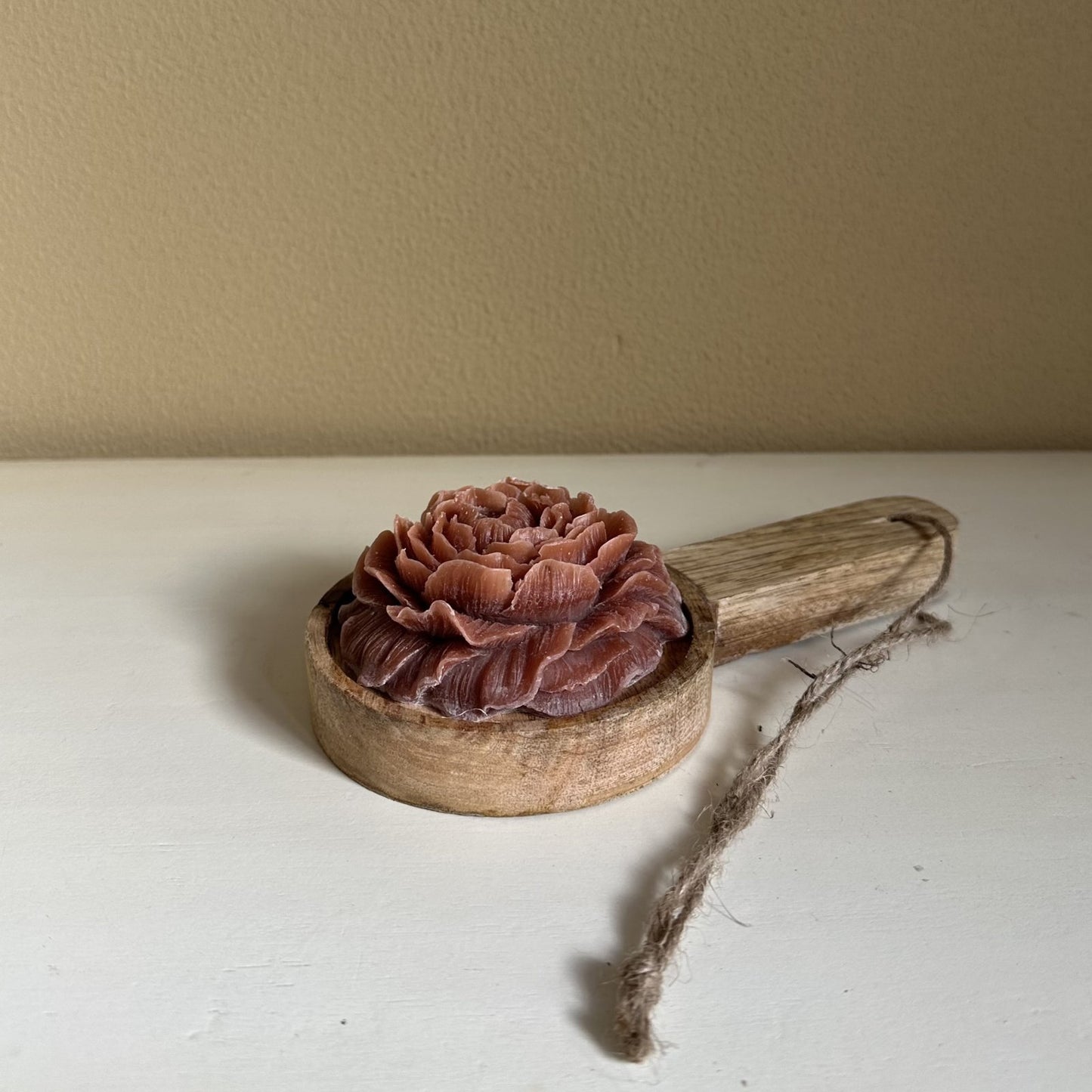 Houten Schaaltje met Geurend Amberroosje - Diverse kleuren / geuren - Cadeautje