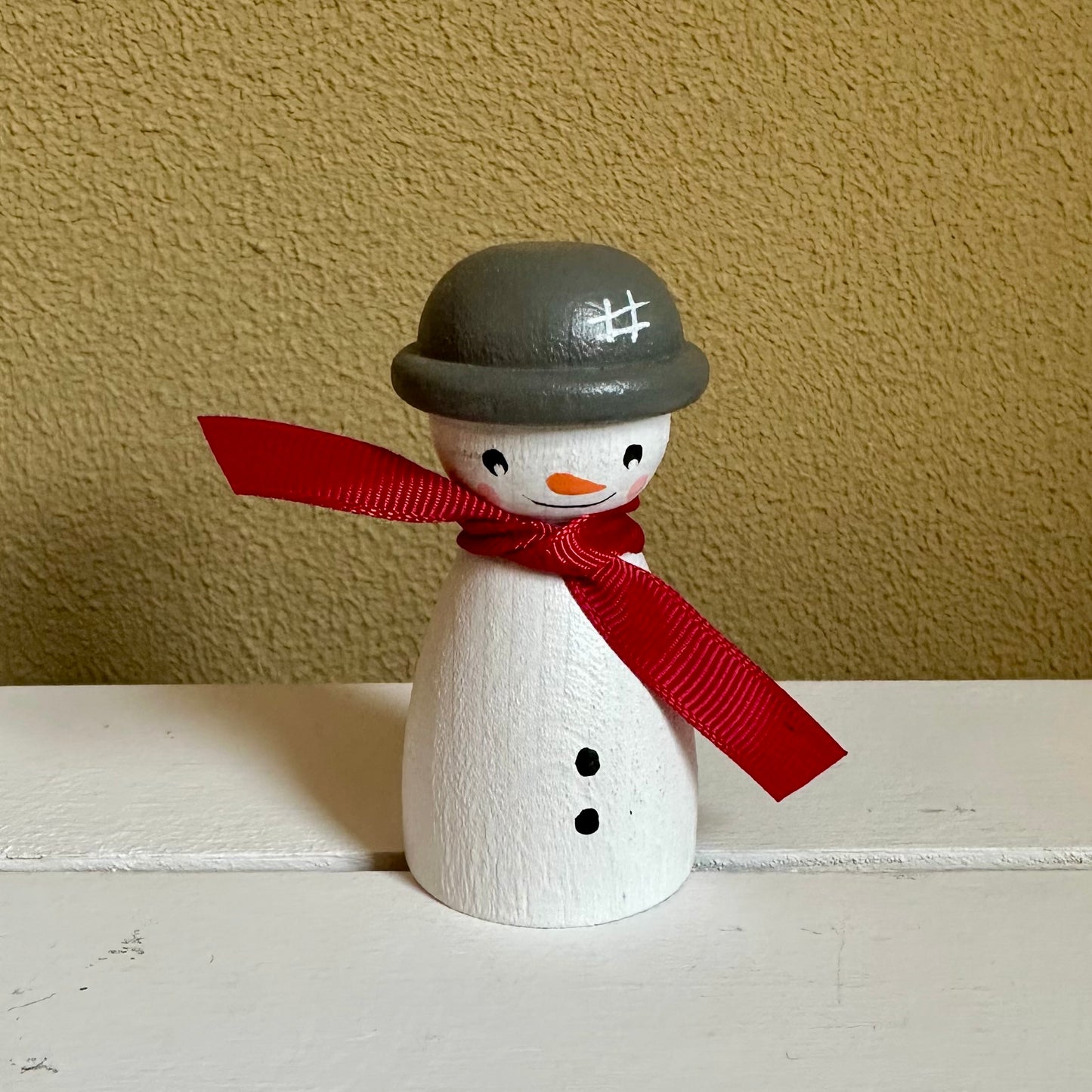Sneeuwpop - Pegdoll Sneeuwpop met Sjaal - Thema Kerstmis