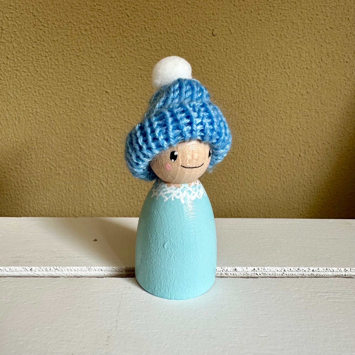 Winter Pegdoll - Pegdoll met Muts - Thema Kerstmis