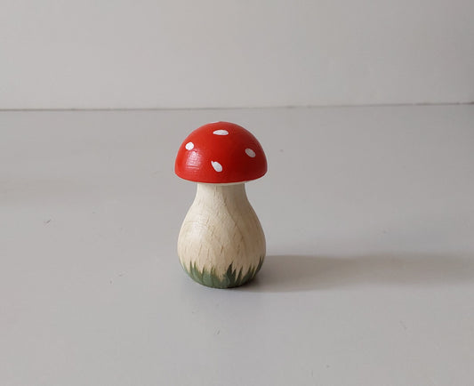 Paddenstoelen - Diverse houten Paddenstoelen - Pegdoll Paddenstoelen