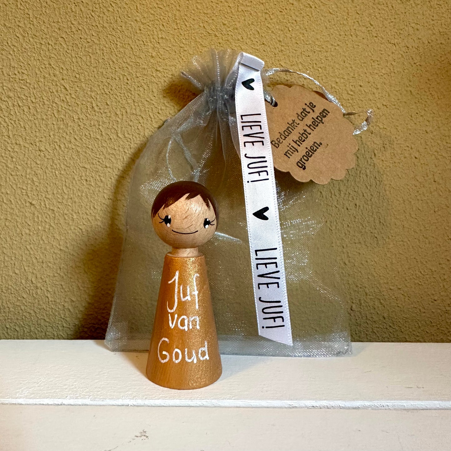 Juf/Meester cadeau – gouden pegdoll “Juf van Goud” “Meester van Goud” – met cadeauzakje
