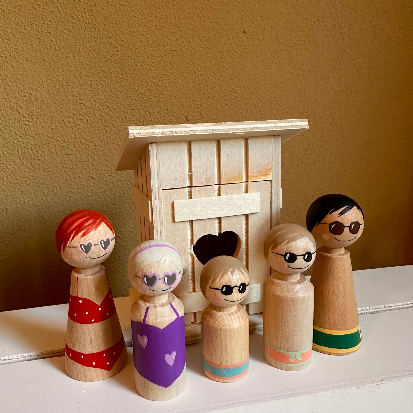 Strandhuisje met Pegdolls - Set van 5 zomer Pegdolls - Zomer Thema