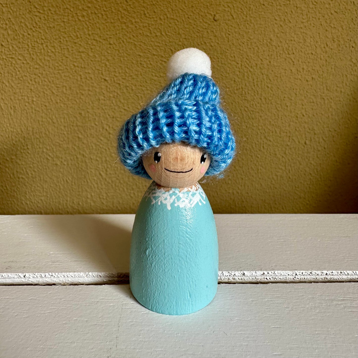Winter Pegdoll - Pegdoll met Muts - Thema Kerstmis