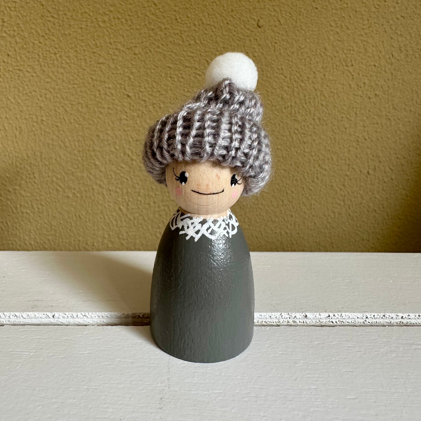Winter Pegdoll - Pegdoll met Muts - Thema Kerstmis