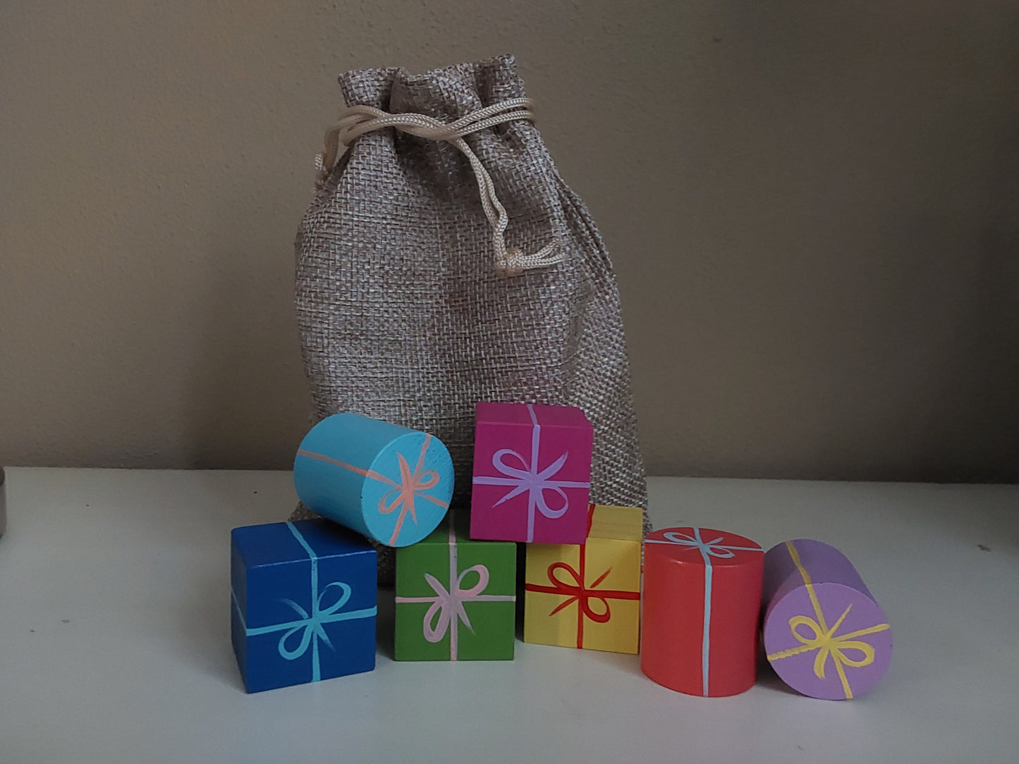 Houten Cadeau Blokjes - Set van 7 Pakjes - Sinterklaas