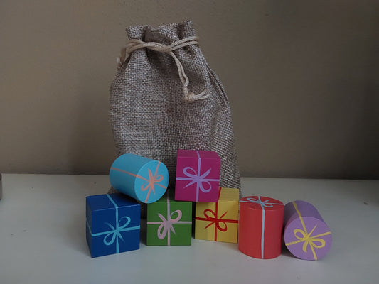 Houten Cadeau Blokjes - Set van 7 Pakjes - Sinterklaas