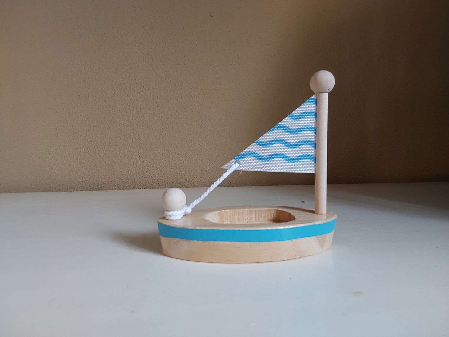 Piratenboot met Pegdolls - Set van 5 Pegdolls - 3 Piraten, een Papegaai en een Aap